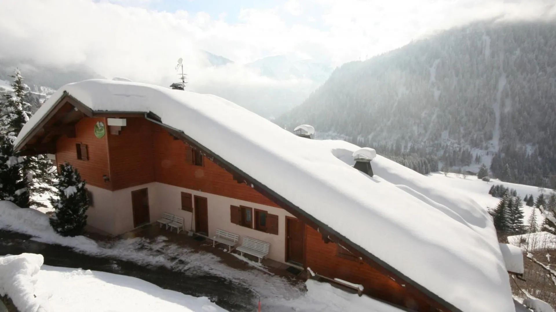 Appartement Chatel 5 Pers, Terrasse, Animal Admis - Fr-1-676-77 0*,  France