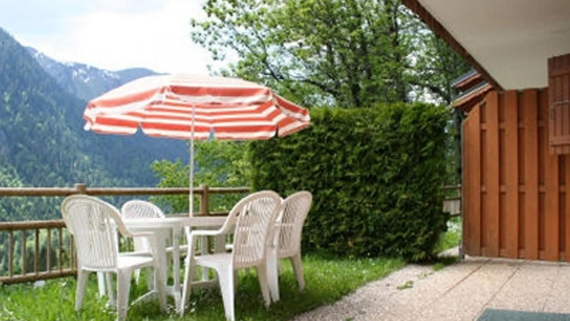 Appartement Chatel 5 Pers, Terrasse, Animal Admis - Fr-1-676-77 Apartment